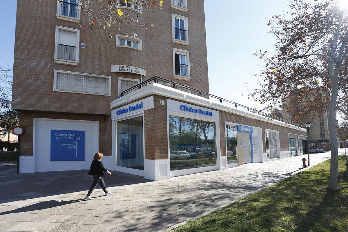 Clínica Dental Sanitas, foto 6 de 8